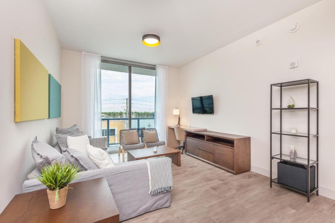 Miami Hollywood Beach At Costa Hollywood 4 Guests By Ammosvr Apartment Hallandale Beach Bagian luar foto